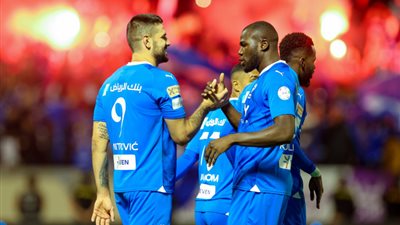 الهلال يقتنص فوز بثلاثية نظيفة أمام الرياض بالدوري السعودي