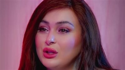 نفسي أبقى أم.. أبرز 5 تصريحات لـ فرح يوسف في «بالمايك والقلم» | فيديو