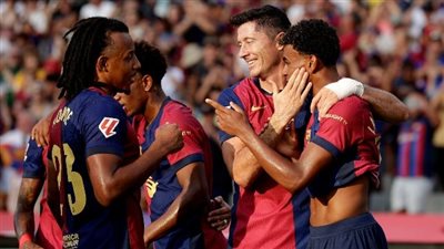 بهدفين ليفاندوفيسكي.. برشلونة ينهي الشوط الأول متقدمًا على فياريال بالدوري الإسباني