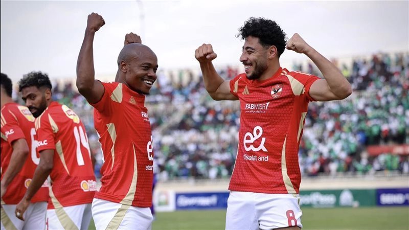 لاعبي الأهلي