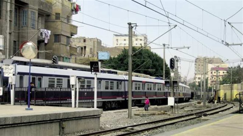 مصرع شاب أسفل عجلات