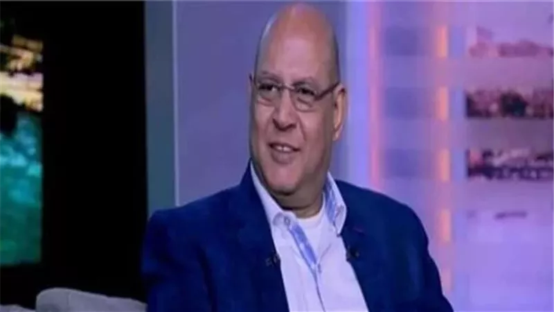 الدكتور أشرف هلال