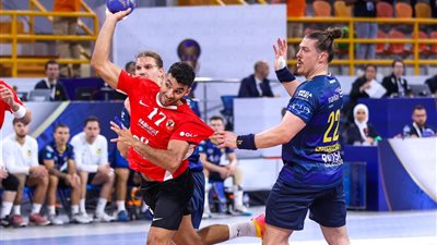 يد الأهلي يكتسح فريق جامعة سيدني بنتيجة 49-15 بكأس العالم للأندية