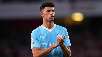 حرامي موبايلات.. القبض على لاعب مانشستر سيتي