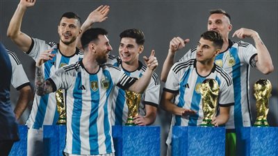 قائمة الأرجنتين تشهد تواجد ليونيل ميسي لتصفيات كأس العالم 2026