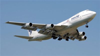 إيران ترفع القيود المفروضة على الرحلات الجوية المدنية