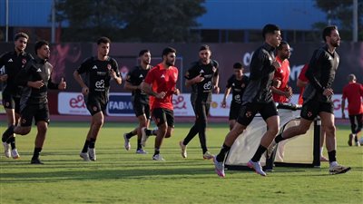 الأهلي يواصل تدريباته استعدادًا لبطولة السوبر المصري بالإمارات