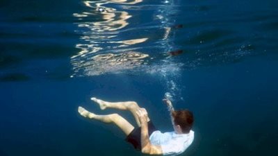 العناية الإلهية تنقذ شابًا من الغرق.. ألقى نفسه في النيل قبل الفطار