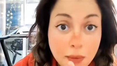  مخرج شاطر وقمر.. هل تزوجت منى فاروق من خالد يوسف؟