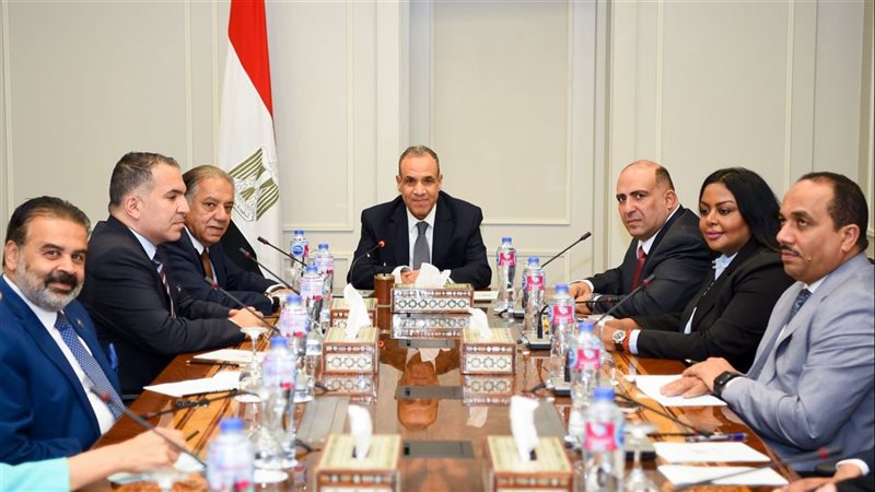 لقاء وزير الخارجية