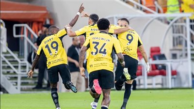 التعادل الإيجابي يسيطر على الشوط الأول من مباراة اتحاد جده والقادسية