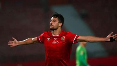 طاهر محمد طاهر: نجم الزمالك مشجع كبير للأهلي.. والشحات أحرف من زيزو