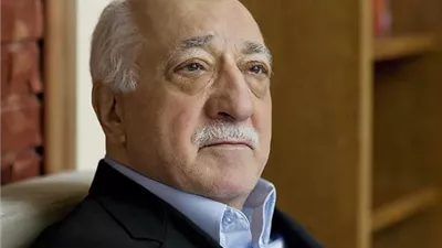 من هو فتح الله كولن عدو أردوغان اللدود؟