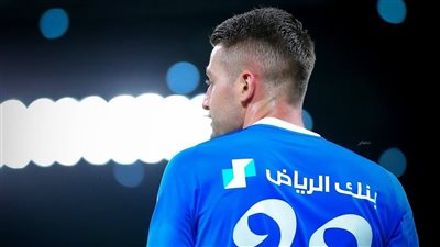 سافيتش يقود الهلال للتقدم على العين بالشوط الأول بدوري أبطال آسيا