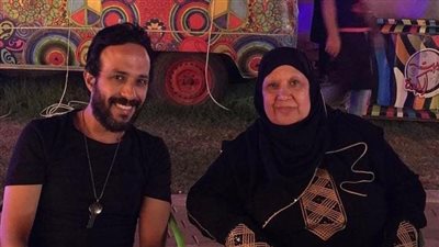 أحمد عصام يعلن موعد ومكان جنازة والدته
