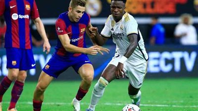 التعادل السلبي يحسم الشوط الأول من قمة الليجا بين برشلونة وريال مدريد