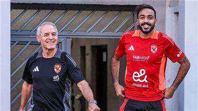 قرار مفاجئ.. الأهلي يعلن تخفيف عقوبة كهربا (فيديو)