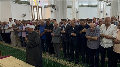 هل كثرة الناس في الجنازة دليل على حسن الخاتمة ؟ .. فضل شفاعة المشيعين 