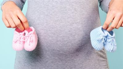 هل يجوز التدخل الطبي لتحديد نوع الجنين أو الحمل بتوأم؟.. رد غير متوقع من الأزهر