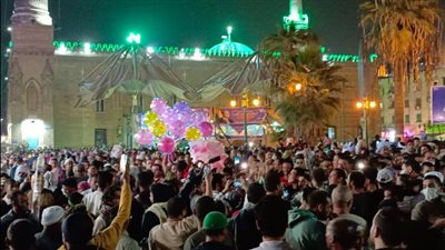 صور الليلة الكبيرة لمولد سيدنا الحسين 2024.. آلاف المريدين يحتفلون بذكرى قدوم الرأس 