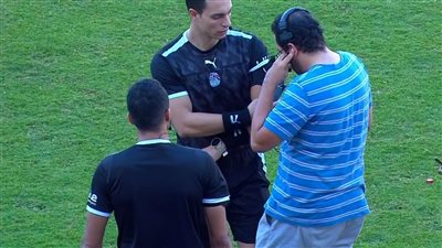 عطل فني يؤجل انطلاق مباراة حرس الحدود وسموحة لعشر دقائق بالدوري المصري