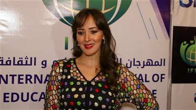 سناء يوسف تكشف عن سر اختفائها خلال الفترة الماضية وسبب تعلقها بـ «الزعيم» | خاص