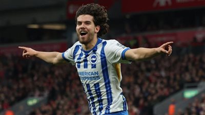 ليفربول يتأخر بهدف نظيف أمام برايتون في الشوط الأول بالدوري الإنجليزي 