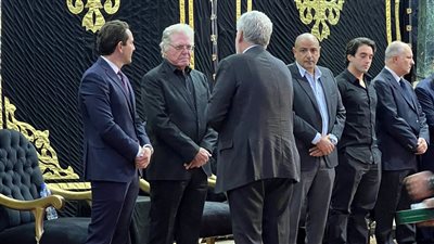 مرتضى منصور يُشارك في عزاء الراحل مصطفى فهمي 