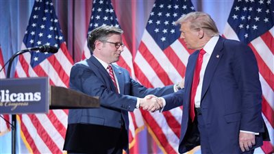 فوز مايك جونسون برئاسة مجلس النواب الأمريكي.. يحتاج إلى 218 صوتا في يناير 2025