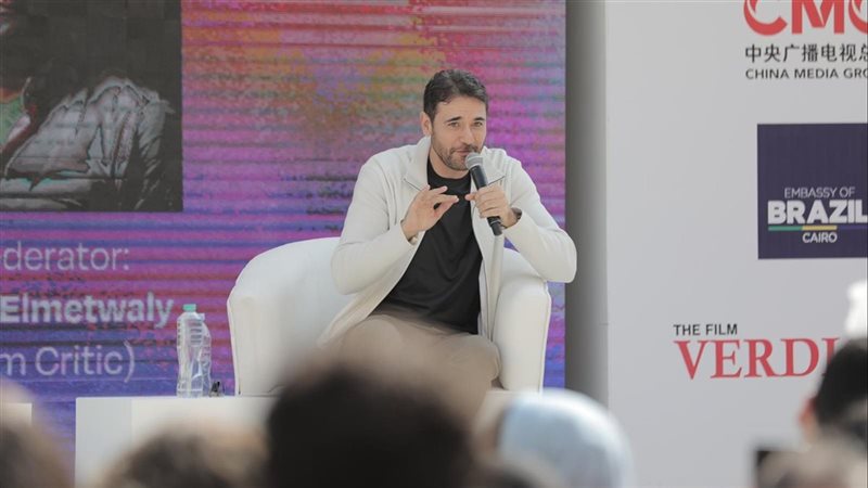 أحمد عز في مهرجان