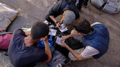 قانون تنظيم شؤون الأجانب في مصر.. اعرف عقوبة المخالفين