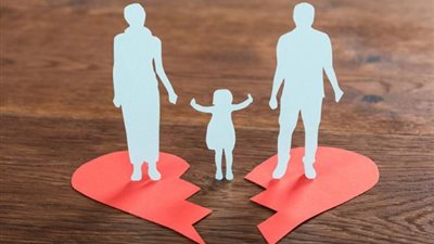 جوزي سابني وعايش حياته وعيالي هيموتو من الجوع .. 