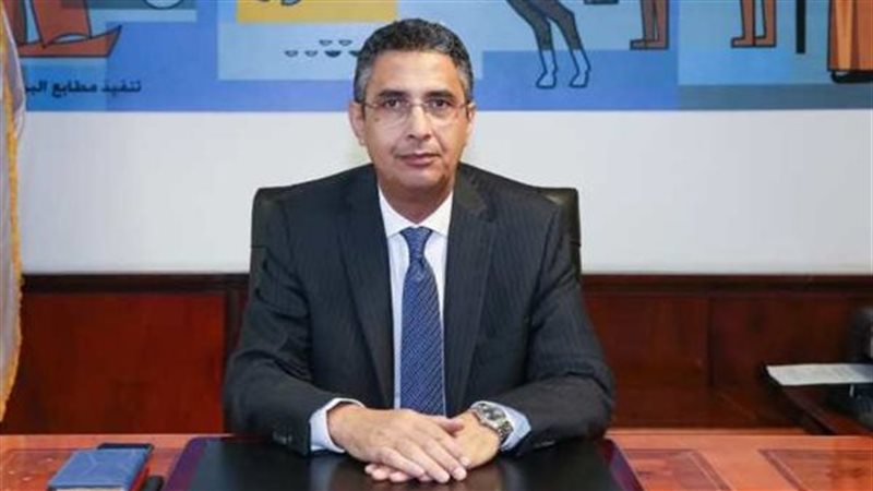 الدكتور شريف فاروق