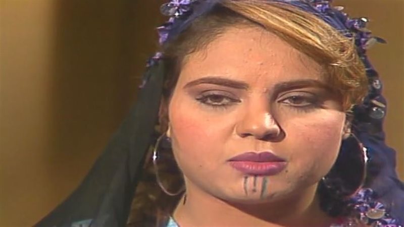 الفنانة وفاء مكي
