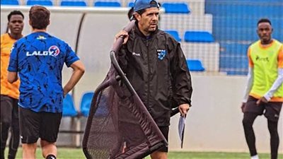 مدرب بلاك بولز: الزمالك فريق له تاريخ كبير.. وغياب الجماهير في صالحنا