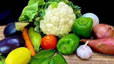  الطماطم بـ 3.5 جنيه.. أسعار الخضار اليوم الأربعاء في سوق العبور