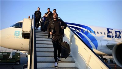 وصول بعثة الأهلي إلى القاهرة بعدما خاض الفريق مباراة أورلاندو بايرتس