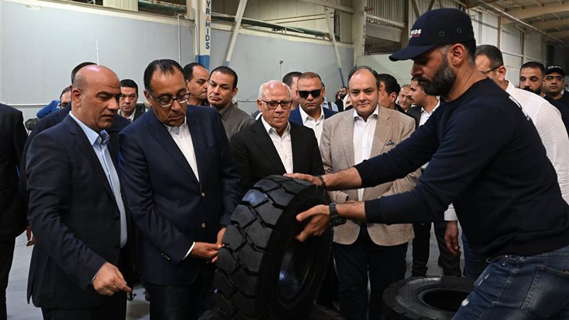 رئيس الوزراء في بورسعيد