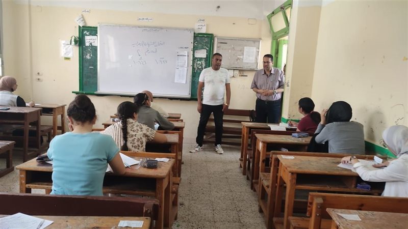 مواصفات امتحان اللغة
