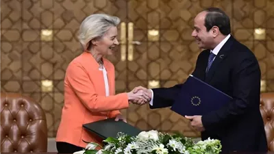 مليار يورو لمصر من أوروبا.. اقتصادي: قرض طويل الأجل لدعم الصناعة| خاص