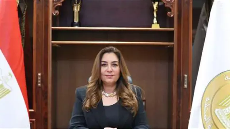 الدكتورة منال عوض،