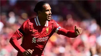 فان دايك يثير تساؤلات حول مستقبله مع ليفربول ويدعم محمد صلاح برسالة خاصة