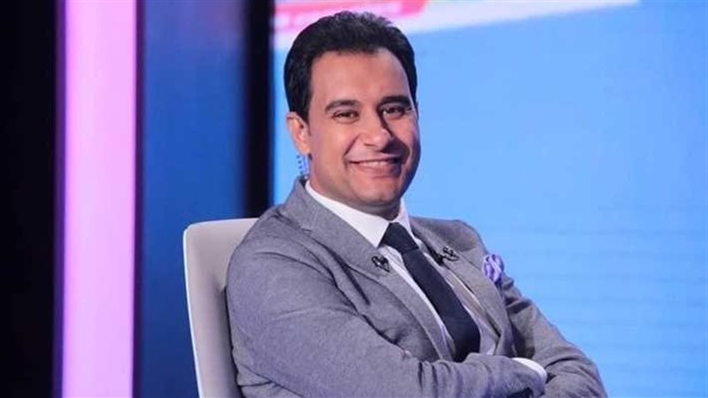 الإعلامي كريم رمزي