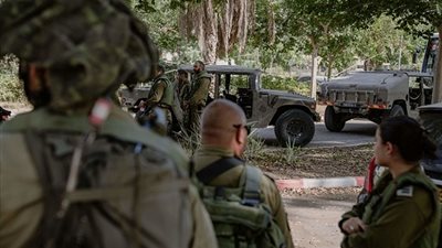 إسرائيل تعطي مهلة 48 ساعة للسوريين بالقنيطرة قبل اقتحام المدينة