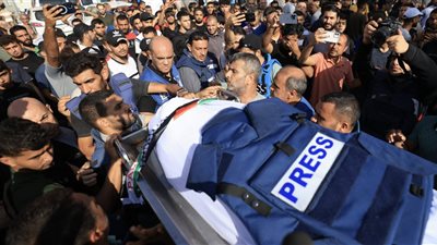 نقابة الصحفيين الفلسطينيين تدين قتل الاحتلال الإسرائيلي خمسة مراسلين في غزة 