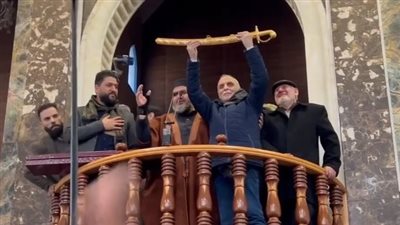 رغيد ططري يتصدر الترند.. القصة الكاملة للطيار السوري الذي رفض قصف حماة