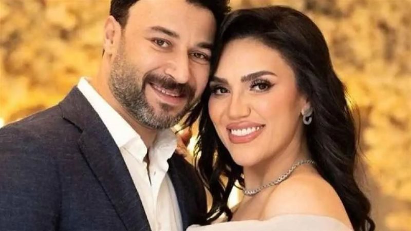 مي فاروق وخطيبها