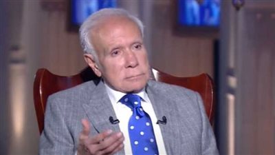 صلاح دياب: اللي عاوز يشغل عامل 12 ساعة يدفعله بالجنيه الاسترليني|فيديو