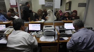 قرار مجلس الوزراء بخصوص نقل الموظفين.. التنظيم والإدارة: يلم شمل الأسر