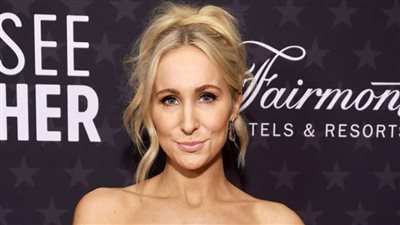 قبل ساعات من إنطلاقه .. من هي مقدمة حفل الجولدن جلوب؟